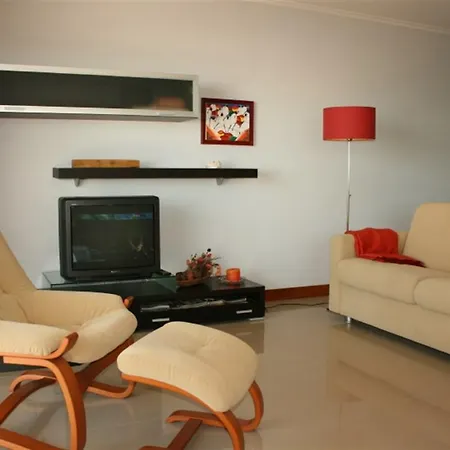Апартаменты Magnificent 3 Bedroom Apartment In Portimao